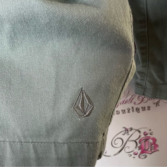 Volcom shorts green army cargo Men's Green Shorts - Picture 5 of 7